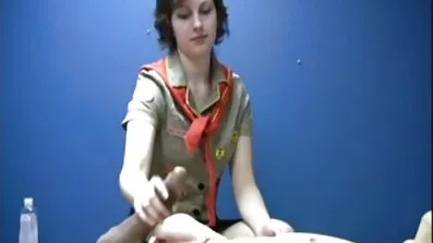 ក្រុម Super-fucking-ក្តៅឯកជនត្នោតសក់ពេស្យាកម្មនិង crevasses សើមរបស់នាង
