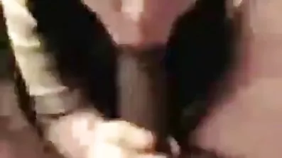 Dude fucked អាស៊ីនៅក្នុង pussy តូច