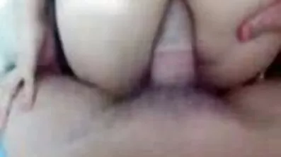 បេក្ខជន redhead វ័យក្មេងត្រូវបាន fucked យ៉ាងខ្លាំងនៅបោះ